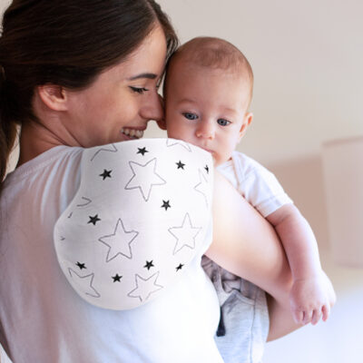 Kit « Chez la nounou » : Protection vêtements : repas, poussées dentaires