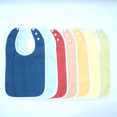 7 bavoirs imperméables – palette de couleurs
