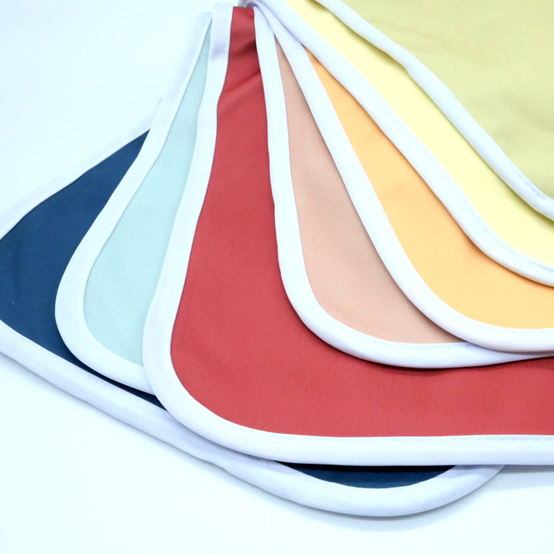 7 bavoirs imperméables - palette de couleurs – Image 3