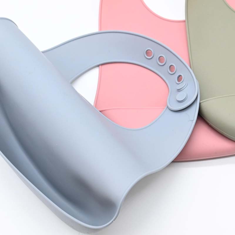Lot de 3 bavoirs en silicone avec récupérateur - coloris au choix – Image 10