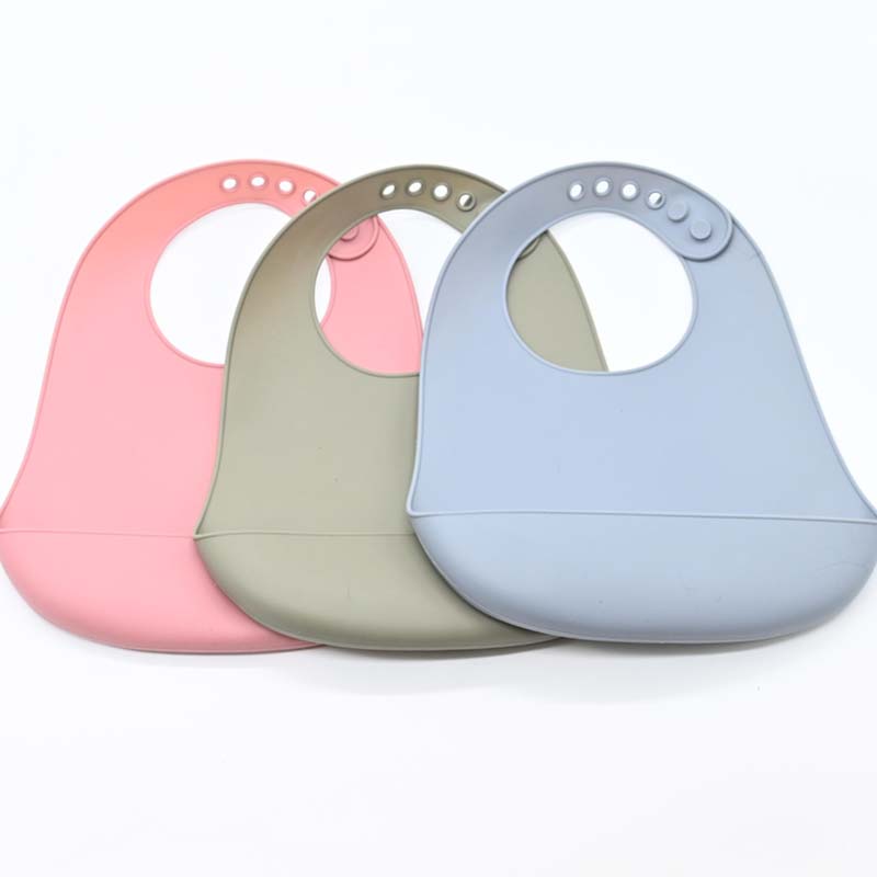 Lot de 3 bavoirs en silicone avec récupérateur - coloris au choix – Image 6