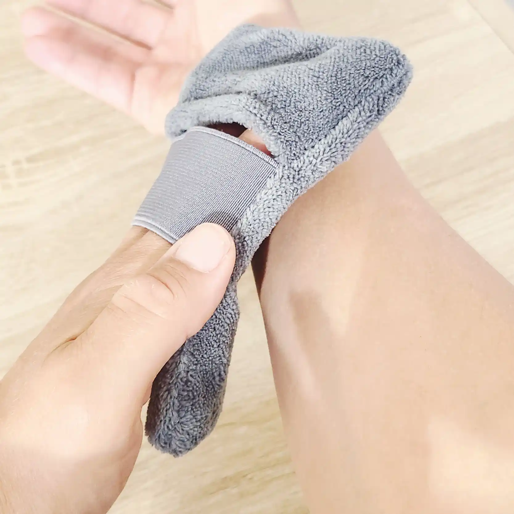 Gant 2 fonctions : désablage pour l'été et "sauve-savon" pour le reste de l'année – Image 6