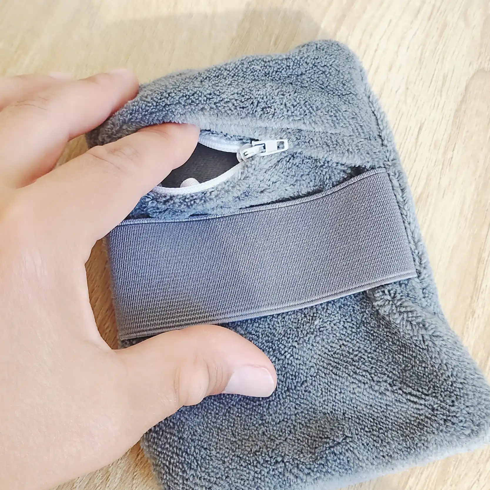 Gant 2 fonctions : désablage pour l'été et "sauve-savon" pour le reste de l'année – Image 4