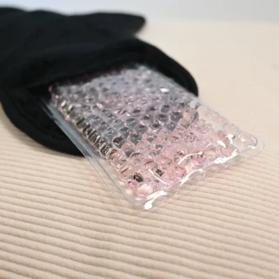 Règle douloureuse : 2 serviettes + 2 pads soulageant chaud / froid + 1 pochette – Noir