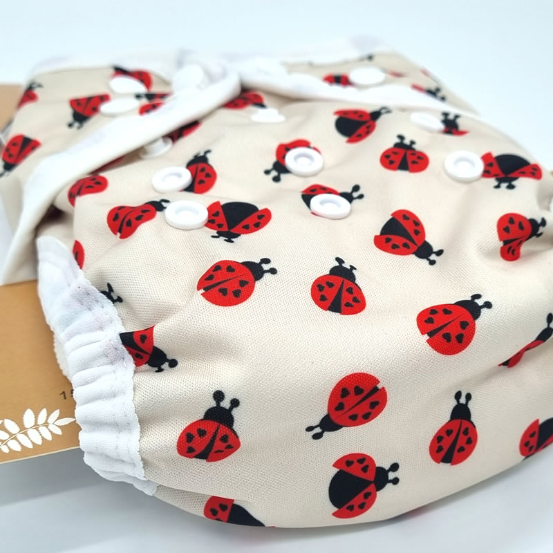 Couche lavable Te1 (Tout en Un) Bambou –Coccinelles – Image 3