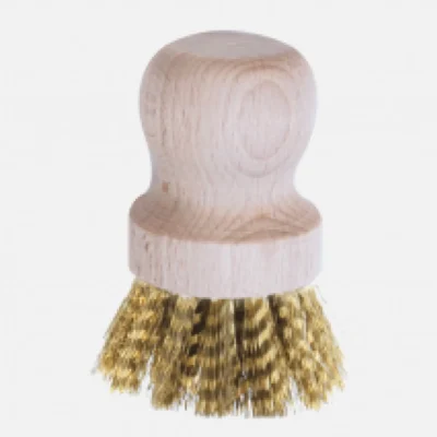 Brosse casserole en laiton
