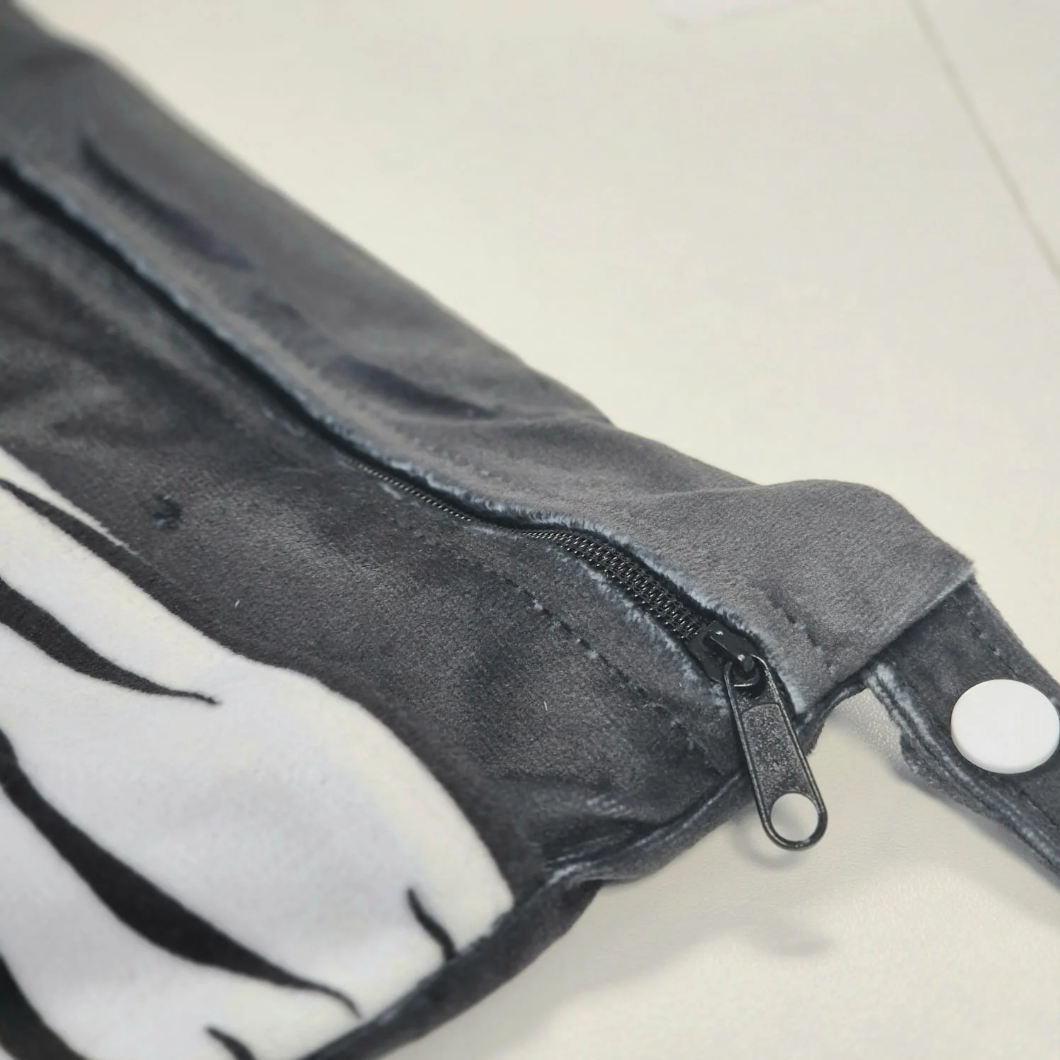 Pochette double hermétique et zipée Zèbre - Prix cassé – Image 3